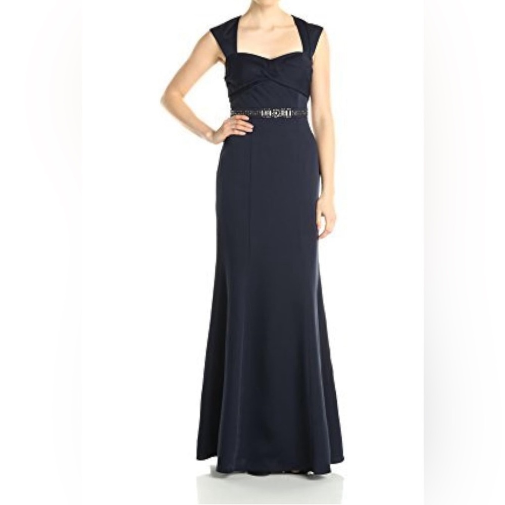 Adrianna Papell Formal Set: Cap-Sleeve Gown AND separate scarf, Size 10
